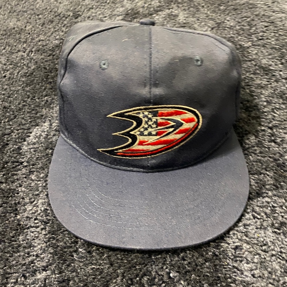 Anaheim ducks hat